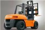 Forklifts 4 ton diesel 4.3m Lift,  3 Stage Container Mast 2005