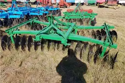 Tillage Equipment Various lift disc harrows new and used +- 20