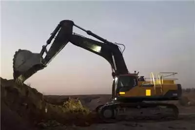 Excavators Volvo EC750DL 2017