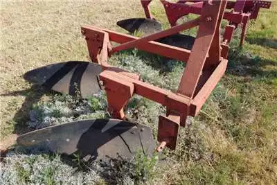 Tillage equipment Ploughs 2 furrow frame ploughs for sale by Sturgess Agriculture | AgriMag Marketplace