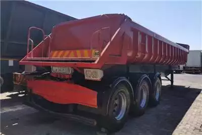 Trailers SIDETIPPER