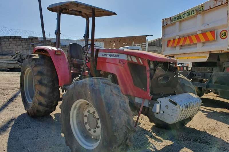 Massey Ferguson Tractors 455 Xtra,5355/ stripping for spare parts