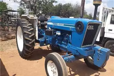 Tractors FORD 6600 TRACTOR 2 X 4