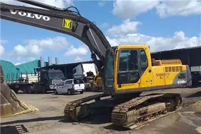 Hydraulic Excavator EC240 2009