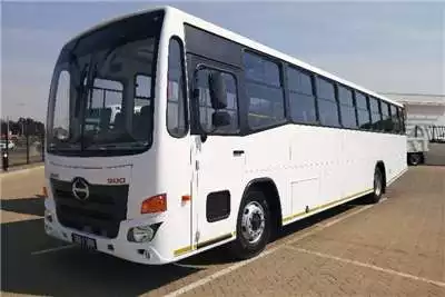 Buses Hino 1627 Automatic 2019