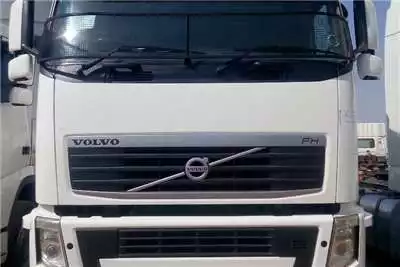 Truck Tractors VOLVO FH 480 HORSE POWER 2013
