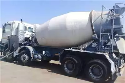 Truck Tractors 2012 FAW 33FC DOUBLE AXLE,CEMENT MIXER 2012