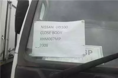 Truck NISSAN UD90 Closed Body 2008