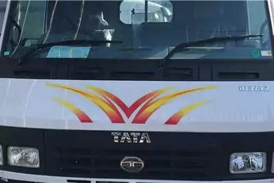 Chassis Cab Trucks Tata lpt 813 2020
