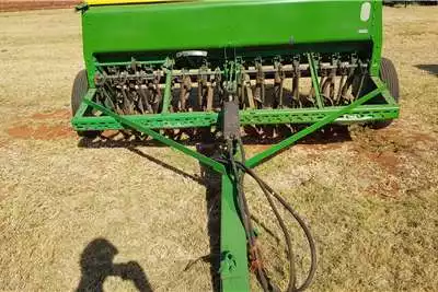 Planting and Seeding Equipment 4250