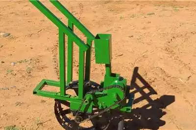 Planting and Seeding Equipment Feed Grass Planter