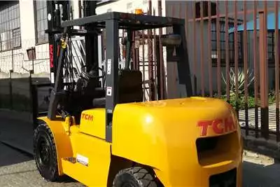 TCM Forklifts Diesel forklift 5 Ton Diesel Powered Forklift for sale by Forklift Handling | Truck & Trailer Marketplace