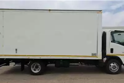 Box Trucks NPR 400 AMT Demo 2023