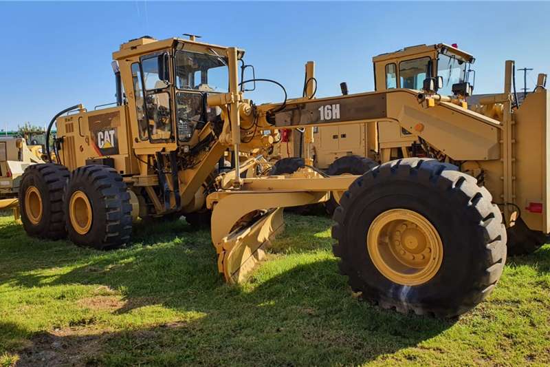 Caterpillar Graders 16H for sale by Atlas Masjiene | AgriMag Marketplace