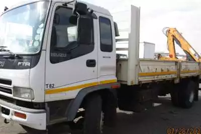 Crane Trucks ISUZU FTR800 WITH REAR COPMA 8 TON 2007