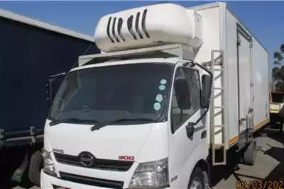 Refrigerated Trucks HINO 300 815 VAN BODY WITH MT200 FRIDGE 2014