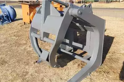 Other Attachments Timber Log Grab Loader Attachment for sale by Dirtworx | AgriMag Marketplace