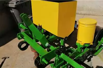 Planting and Seeding Equipment 2 ROW PLANTER FOR SALE