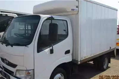 Box Trucks DYNA  150  VAN BODY 2017
