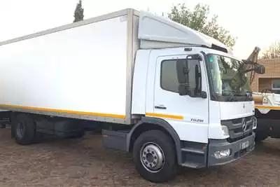 Box Trucks Atego 1528/54 F/C Volume Van 2014