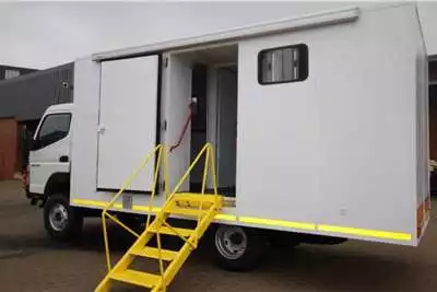 Mobile Clinic Trucks EX8 2022