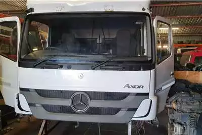 Truck Spares and Parts MERCEDES AXOR  P3 SLEEPER CAB