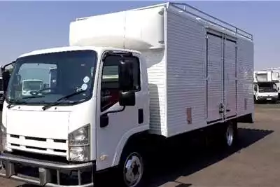 Truck NQR 500 AMT 5TON 4X2 VAN BODY 2014