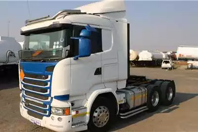 Truck Tractors R460 2016