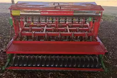 Planting and Seeding Equipment New 12 Row Fineseed planter for Lusern,tef,whet,ec 2020
