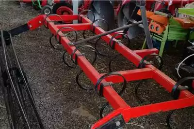 Tillage Equipment New 9 Tine Spring Cultivator with Roller 2.5m 2020