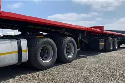 Trailers 2014 SA Truck Bodies Flat Deck Superlink 2014