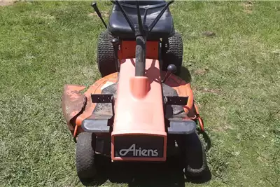 Lawn Equipment Ride On Lawnmower