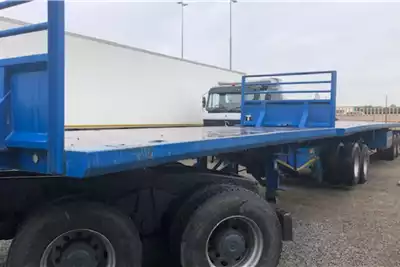 Trailers 6x 12 Link  Air suspension 2011