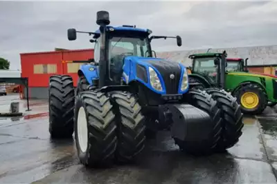 Tractors New Holland T8.360 270kW with Auto Pilot 2014