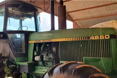 Tractors John Deere 4650 4x4 102kW