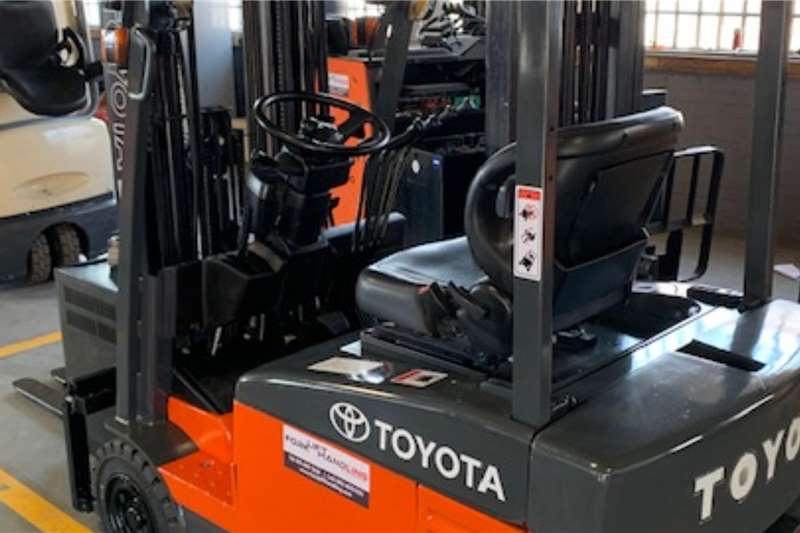 Toyota Forklifts Electric forklift 1.8 Ton Electric 3 Wheeler Forklift