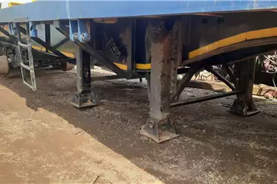 Paramount Tri-Axle trailers Paramount Semi Trailer Tri Axle 15 Mt Extendable 2018 for sale by D and O truck and plant | Truck & Trailer Marketplace