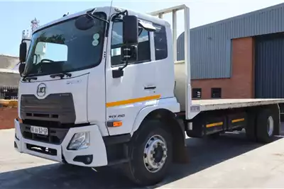 Flatbed Trucks PKE250 Flatdeck A/T 2018