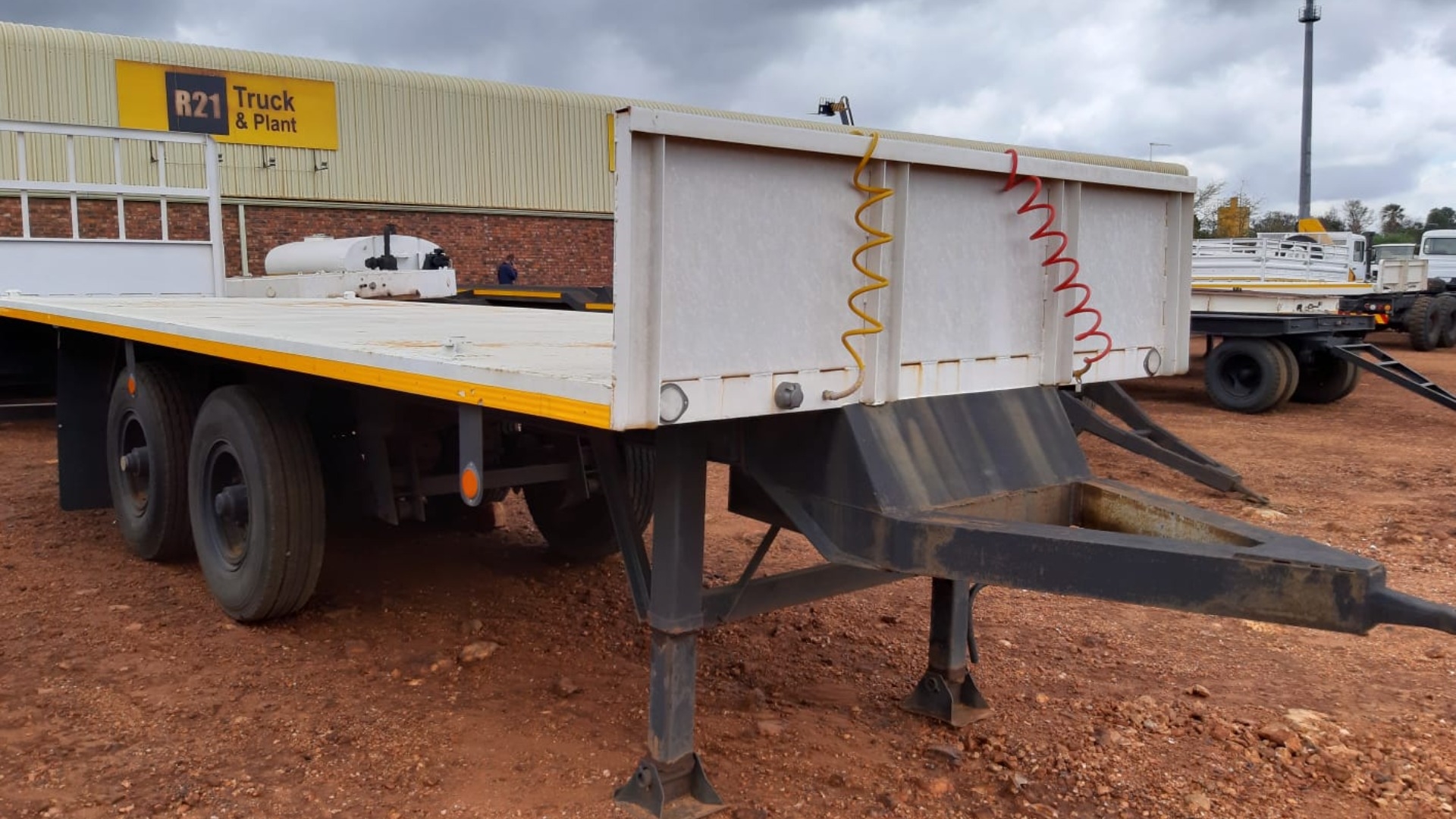 Flatdeck trailer Drawbar Trailer (White) 2 Axle(mid axle) Flatdeck for sale by Sino Plant | Truck & Trailer Marketplaces
