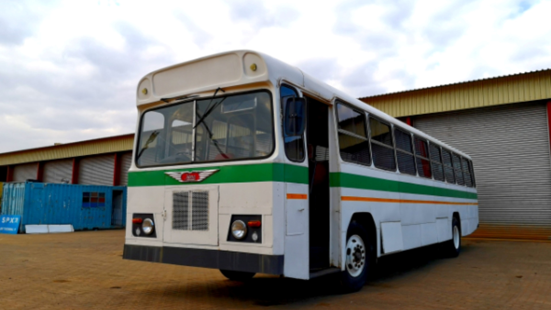 Hino Buses (White / Green Stripe) Hino Bus 340 4x2   64 seate for sale by Sino Plant | Truck & Trailer Marketplaces