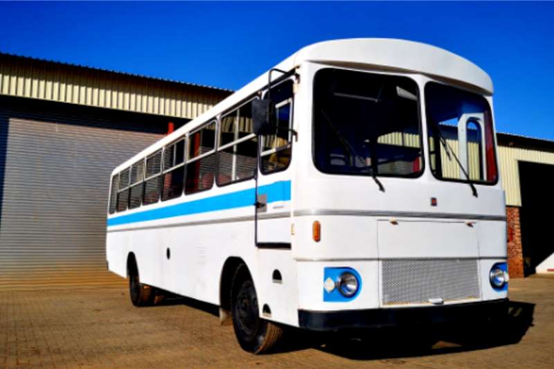 Isuzu Buses Isuzu Bus 48 Seater