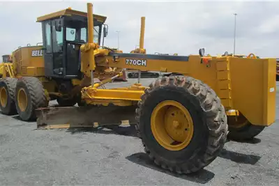 Bell Graders 770CH 2004 for sale by Dura Equipment Sales | Truck & Trailer Marketplace
