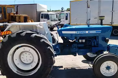 Tractors FORD 4600