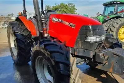 Tractors Farmall 140A 2014