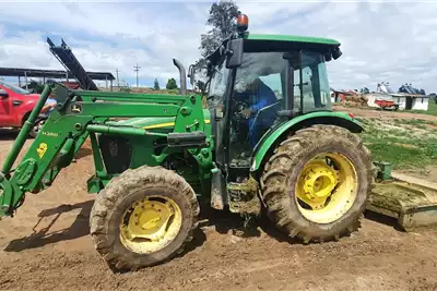 Tractors JD5095M with Cab 2016