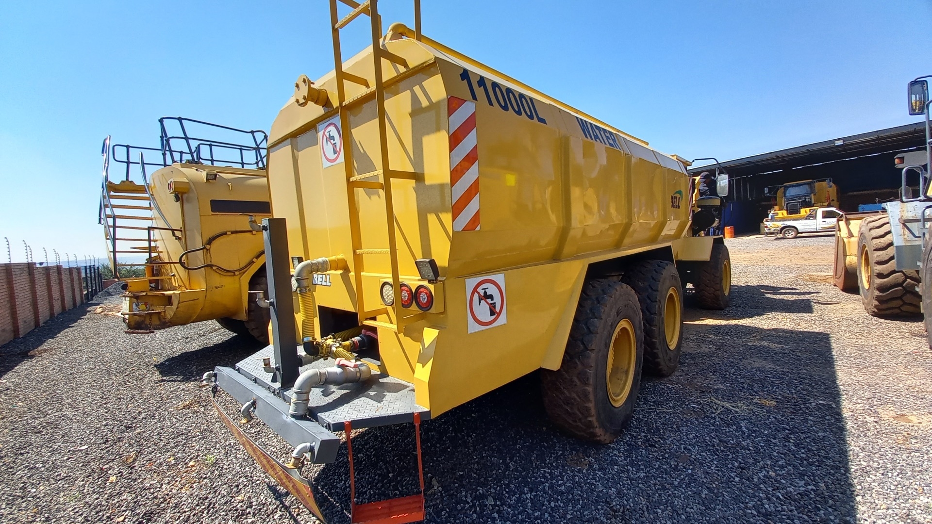 Bell Water tankers B25B 11 000L Bowser 1996 for sale by EARTHCOMP | Truck & Trailer Marketplaces