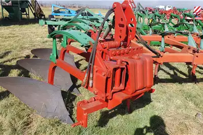 Kverneland Tillage equipment Ploughs Kverneland AD 85 3 furrow chissel plough for sale by Sturgess Agriculture | AgriMag Marketplace