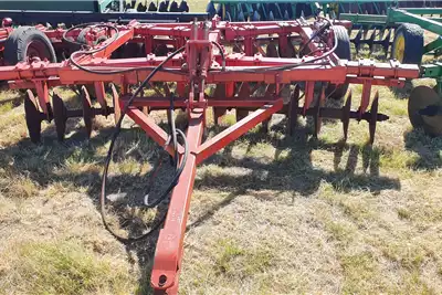 Other Tillage equipment Disc harrows Red 14x14 28 Disc harrow for sale by Sturgess Agriculture | AgriMag Marketplace