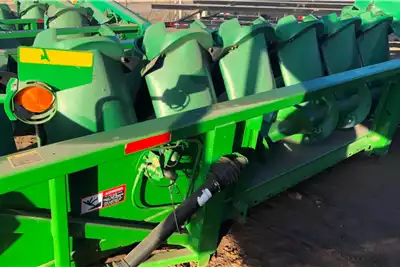 John Deere Harvesting equipment Maize headers John Deere 893 Plukkerkop head 76cm for sale by Discount Implements | Truck & Trailer Marketplace