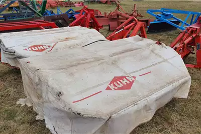 Kuhn Haymaking and silage Disc mowers Gmd 600 6 disc 6 tol 2010 for sale by Sturgess Agricultural | AgriMag Marketplace